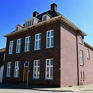 In De Achtste Hemel Apartment Schimmert